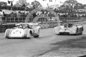 Denys Veyrat, Lola T260 Morand Chevrolet 6.5, and David Hepworth, BRM P154 Chevrolet 8.1, Silverstone, Super Sports 200 1972.
