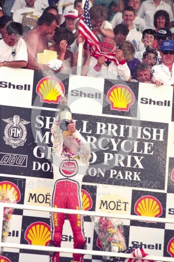 Race winner Kevin Schwantz, Donington Park, British Grand Prix 1991. 