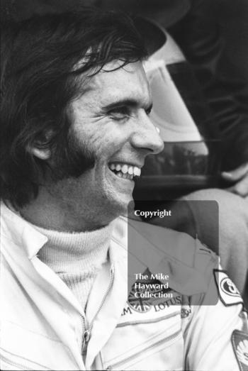 Emerson Fittipaldi, Gold Leaf Team Lotus 49C V8, on the grid, British Grand Prix, Brands Hatch, 1970
