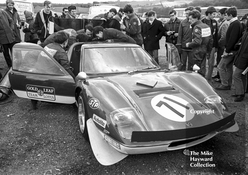 John Miles/Brian Muir, Gold Leaf Team LotusÂ 62, Brands Hatch, BOAC 500 1969.