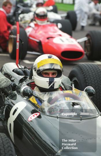 Richard Attwood, BRM P261, Glover Trophy, Goodwood Revival, 1999.
