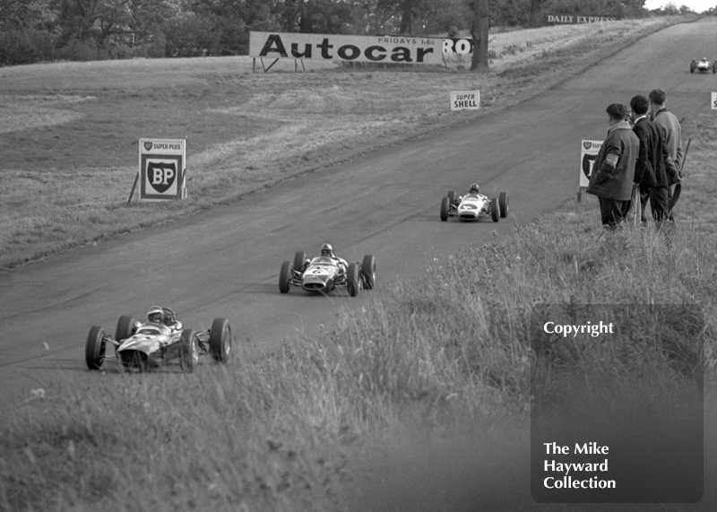 Jim Clark, Ron Harris Lotus 32; Denny Hulme, Repco Brabham BT10; and Graham Hill, John Coombs Brabham BT10, Oulton Park Gold Cup meeting, 1964.