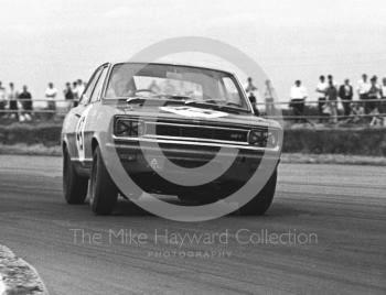 M Davies, Vauxhall Viva, Silverstone, British Grand Prix meeting 1969.
