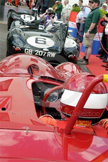 Queue in the paddock ahead of the RAC Woodcote Trophy, Silverstone Classic 2009.