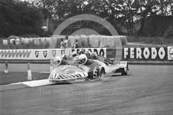 Dick Greasley leads at the chicane, Donington Park 1980.