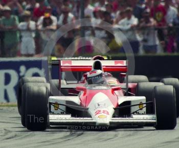 Gerhard Berger, McLaren MP4/5B, Silverstone, British Grand Prix 1990.
