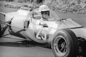 Brian Hart at Esso Bend in his Lotus 35 Cosworth, Oulton Park Gold Cup, 1965
