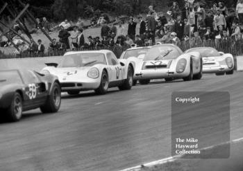 Digby Martland/Brian Muir, Chevron B6, and Hans Herrmann/Jochen Neerpasch, Porsche 910, Brands Hatch, BOAC 500 1967.
