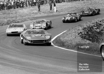 David Prophet, Ford GT40; John Hine, Chris Barber Racing Lotus 47; Jeffrey Edmunds, Porsche 906; Alan Rollinson, Tech Speed Racing Chevron B8; and Roy Pike, Mike De'Udy Porsche Carrera 6, Oulton Park, Spring Cup 1968.
