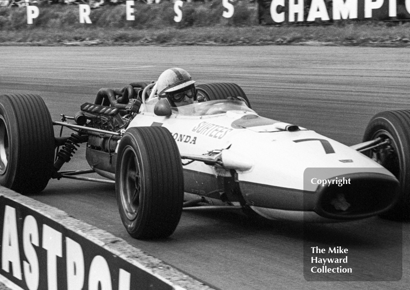 John Surtees, Honda V12 RA273F-102, Silverstone, 1967 British Grand Prix.