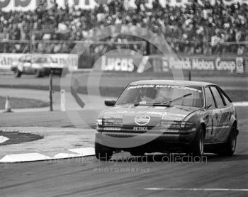 Rex Greenslade, Patrick Motorsports Rover 3500 V8, British Touring Car Championship round, 1981 British Grand Prix, Silverstone.
