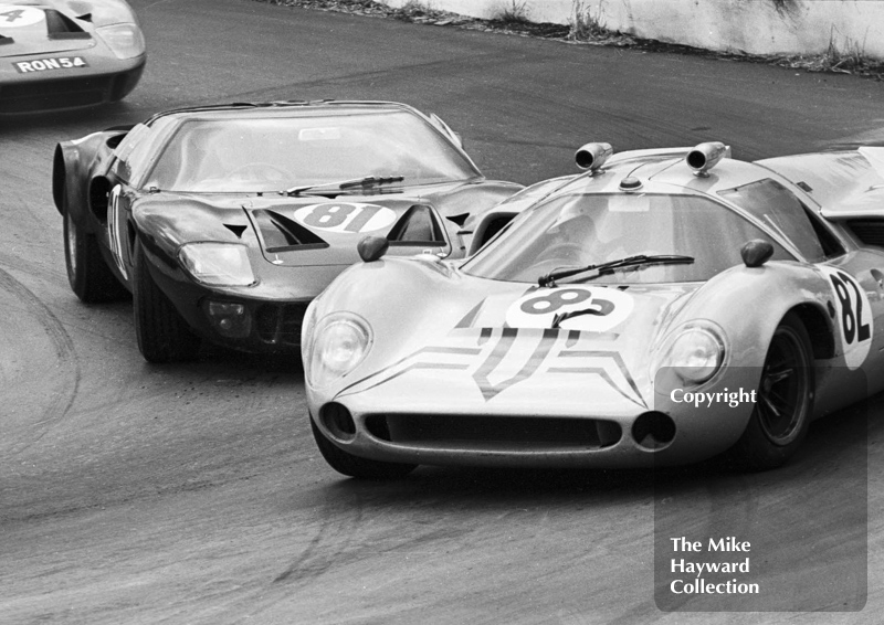 Mike De Udy, Lola T70 Mk 3, and Eric Liddell, Ford GT40, Guards International Trophy Race, Mallory Park, 1968.