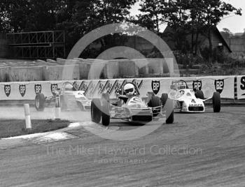 The Howitt Printing European Formula 2 meeting, held at Donington Park in 1981, included a race for Formula Ford cars.
