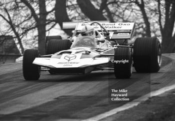 John Surtees, Brooke Bond Oxo-Rob Walker Surtees TS9, Oulton Park Rothmans International Trophy, 1971.
